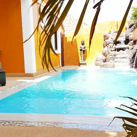 Hideland - The Luxury Tropical Villa